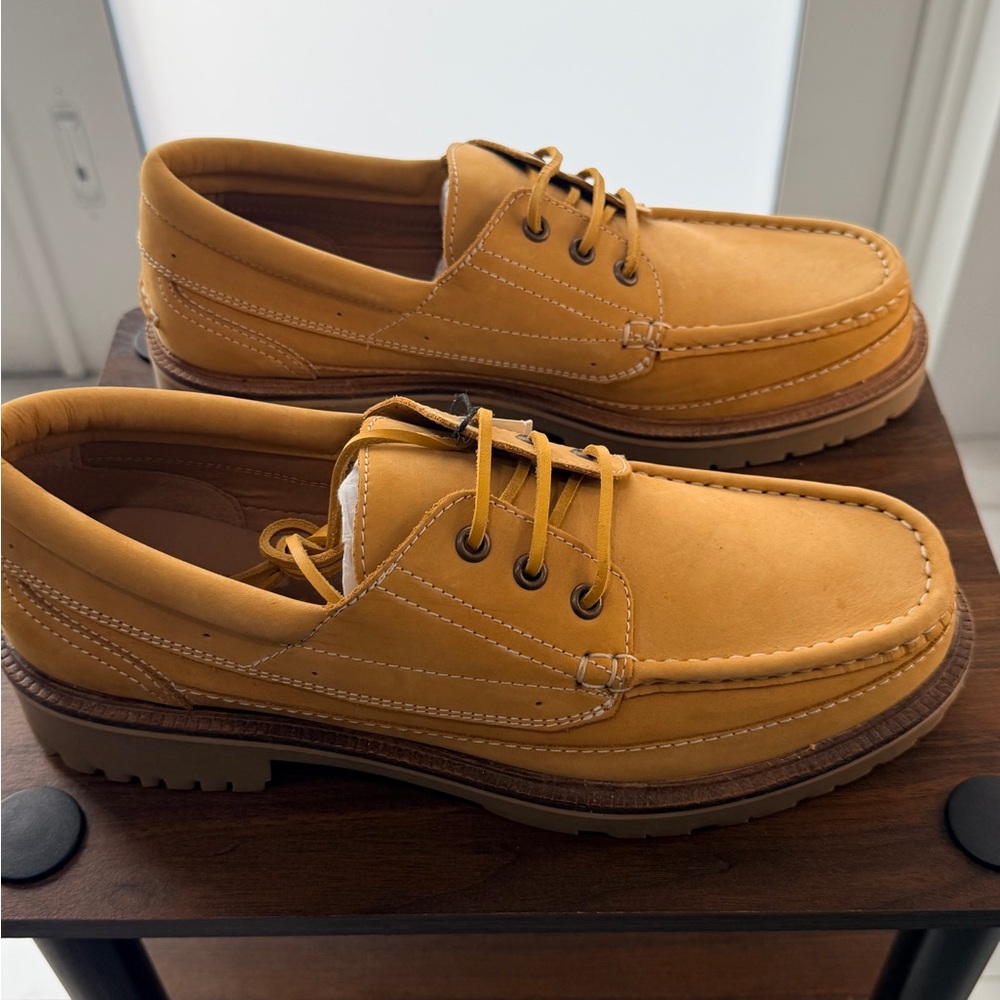 Zara Men's Yellow Leather Boat Shoes